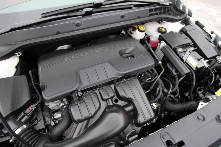  Buick Verano 2012 года  (фото 25 из 122)